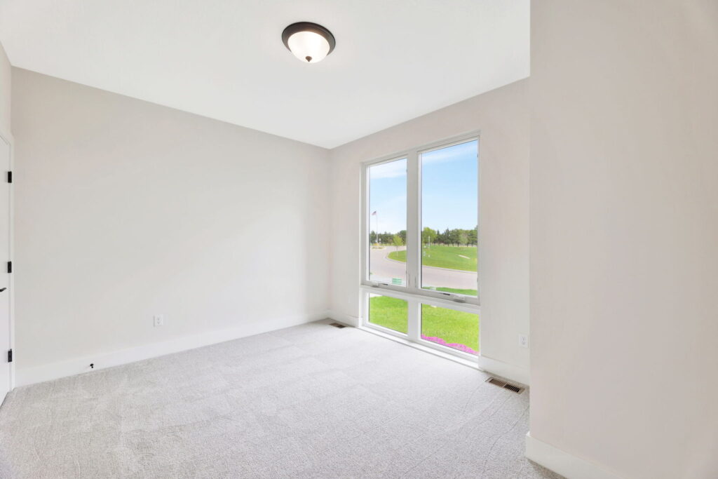 22-web-or-mls-0H5A9351