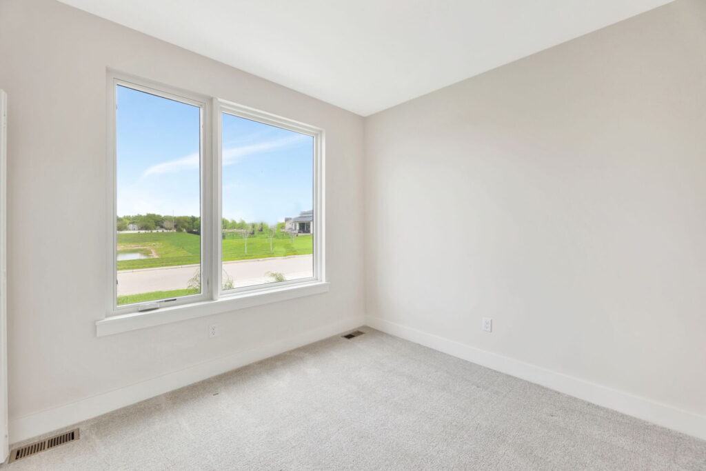 25-web-or-mls-0H5A9366