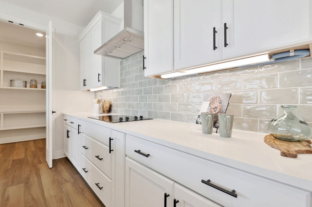 24-web-or-mls-A08A6272