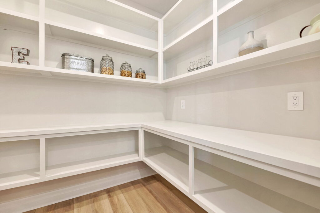 25-web-or-mls-A08A6281