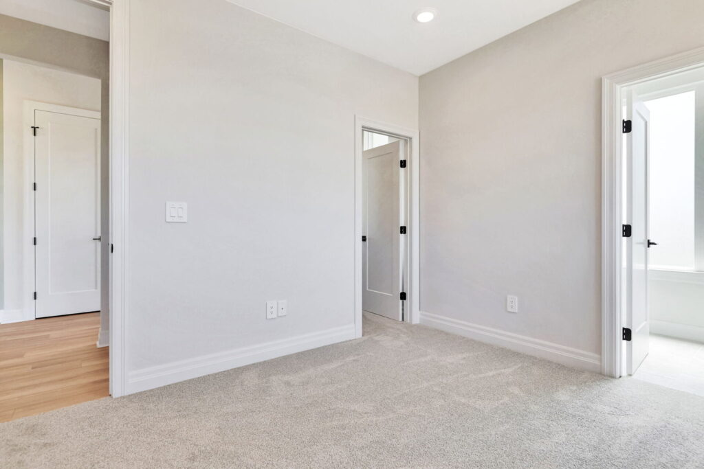 42-web-or-mls-A08A6464