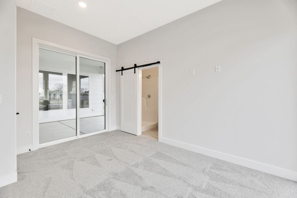 10-web-or-mls-0U9A6931