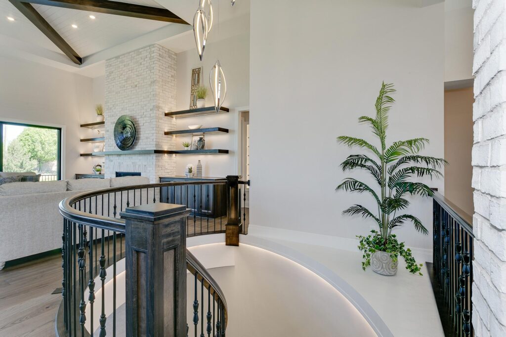 2126-Clear-Creek-St-Wichita-KS-print-012-103-Staircase-4200x2800-300dpi