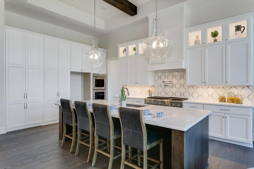 2126-Clear-Creek-St-Wichita-KS-print-026-094-Kitchen-4200x2800-300dpi