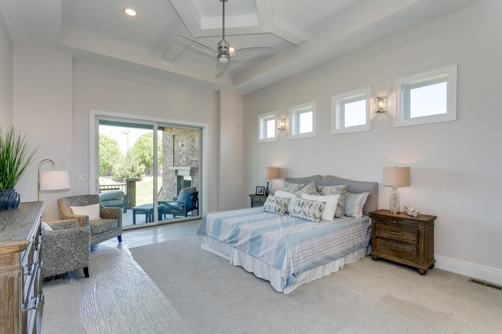 2126-Clear-Creek-St-Wichita-KS-print-035-101-Master-Bedroom-4200x2800-300dpi