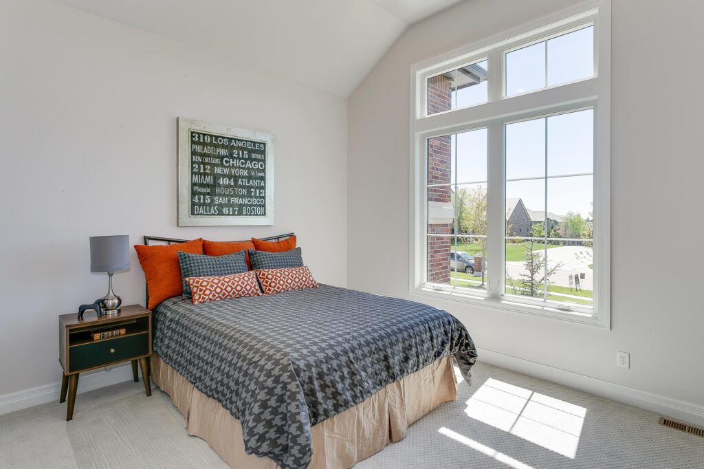 2126-Clear-Creek-St-Wichita-KS-print-053-116-Bedroom-3-4052x2701-300dpi