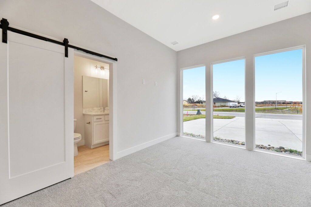 7-web-or-mls-0U9A6905