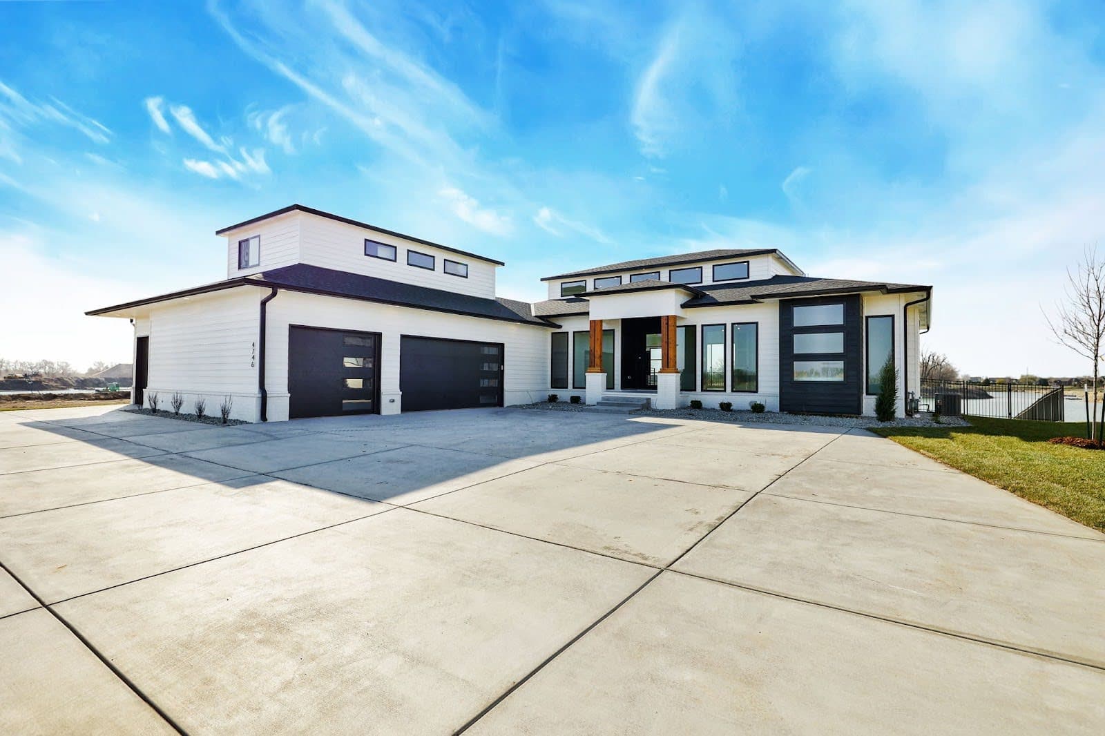 A serene Paul Gray Homes build nestled within a Wichita Community