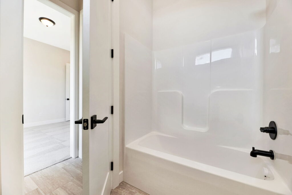 45-web-or-mls-0H5A9885