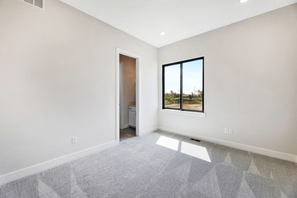 49-web-or-mls-0H5A9905