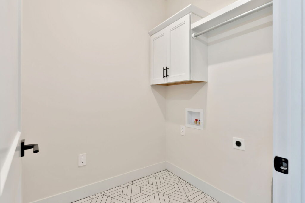 30-web-or-mls-F16A5329