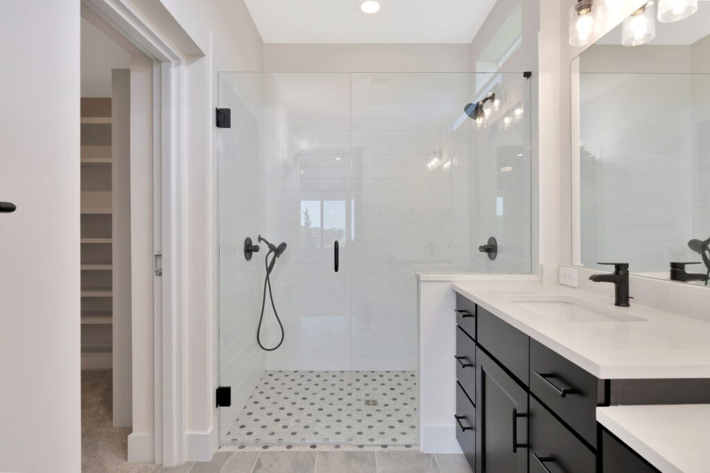 38-web-or-mls-F16A5372