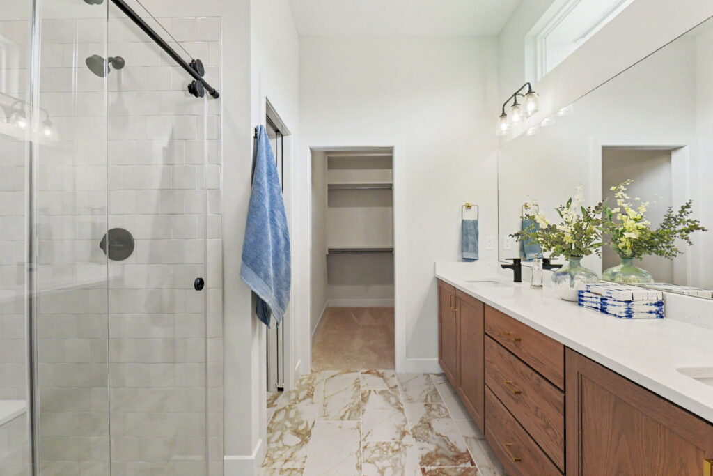49-web-or-mls-0U9A7746