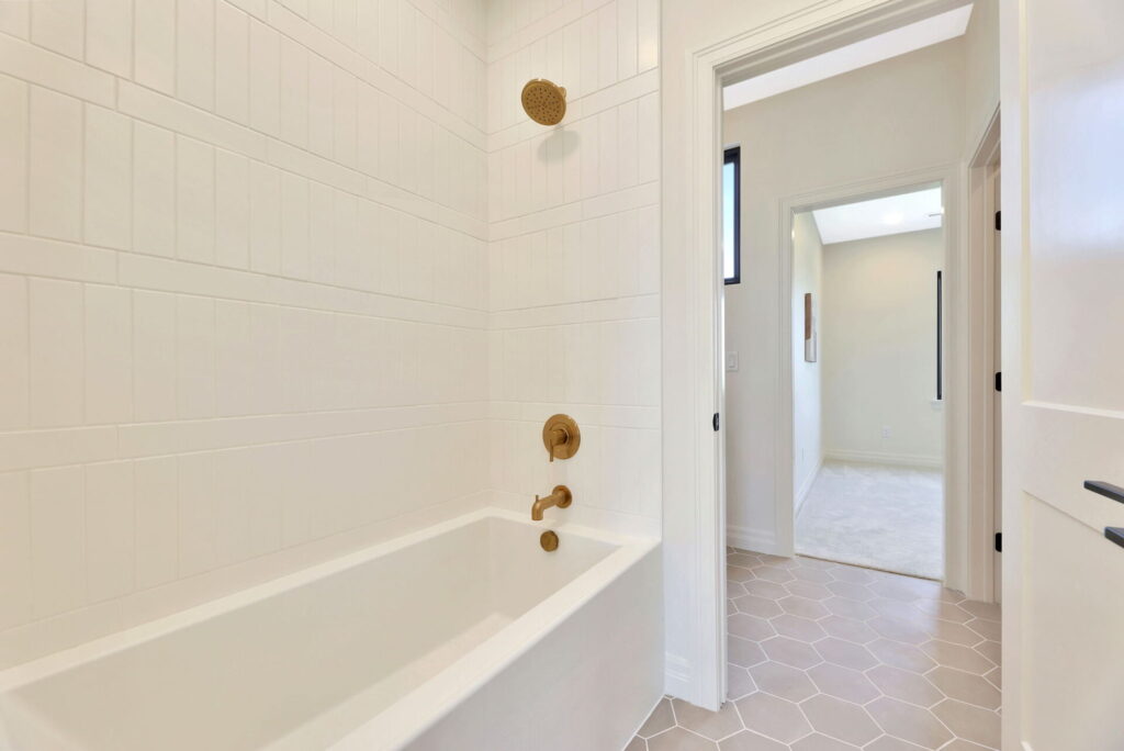 48-web-or-mls-0H5A4393