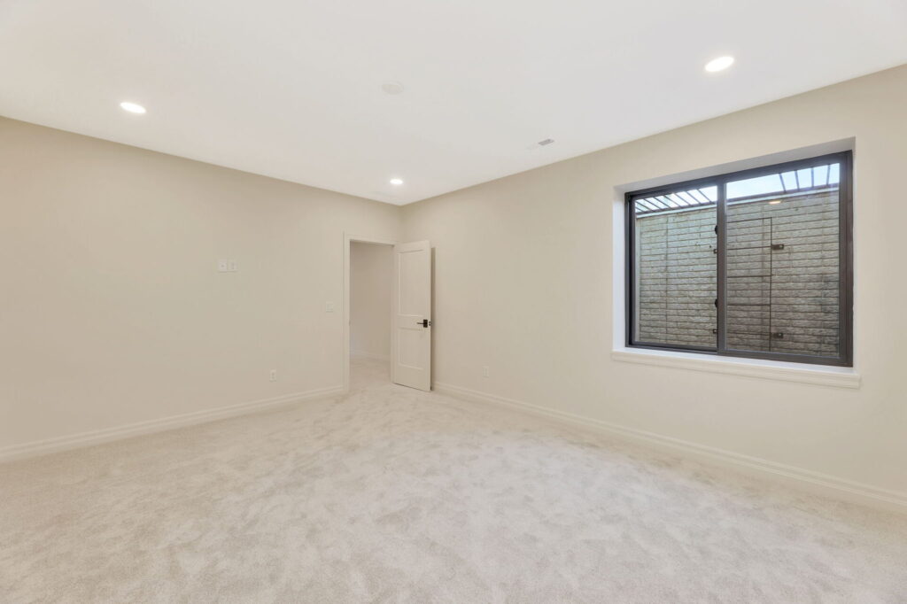 64-web-or-mls-0H5A4479