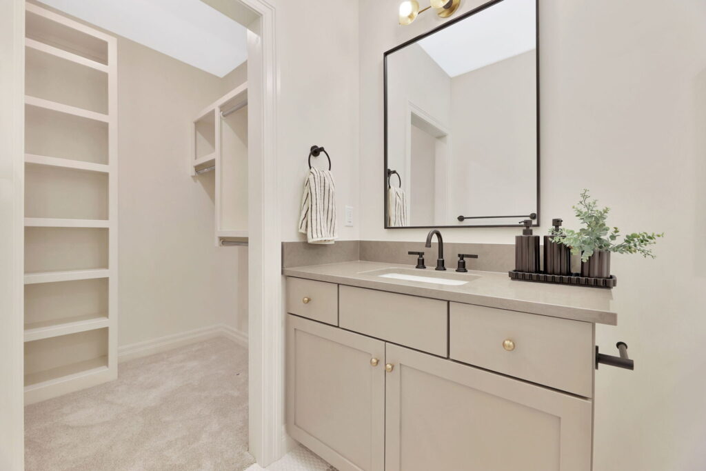 65-web-or-mls-0H5A4484