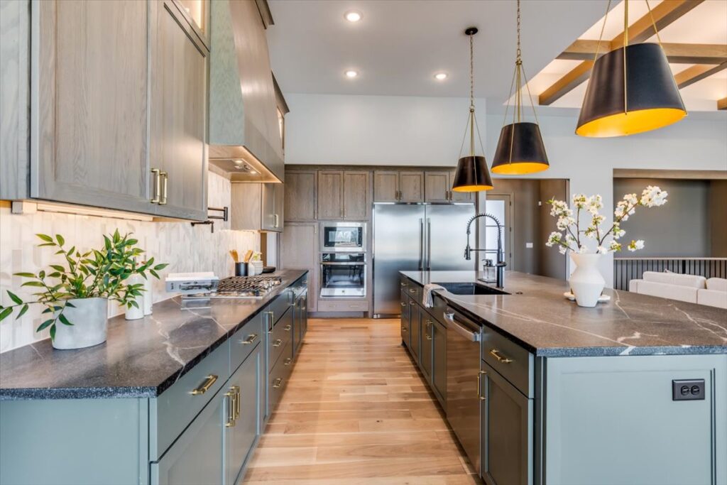 18-4782 N Ridge Port Ct-18