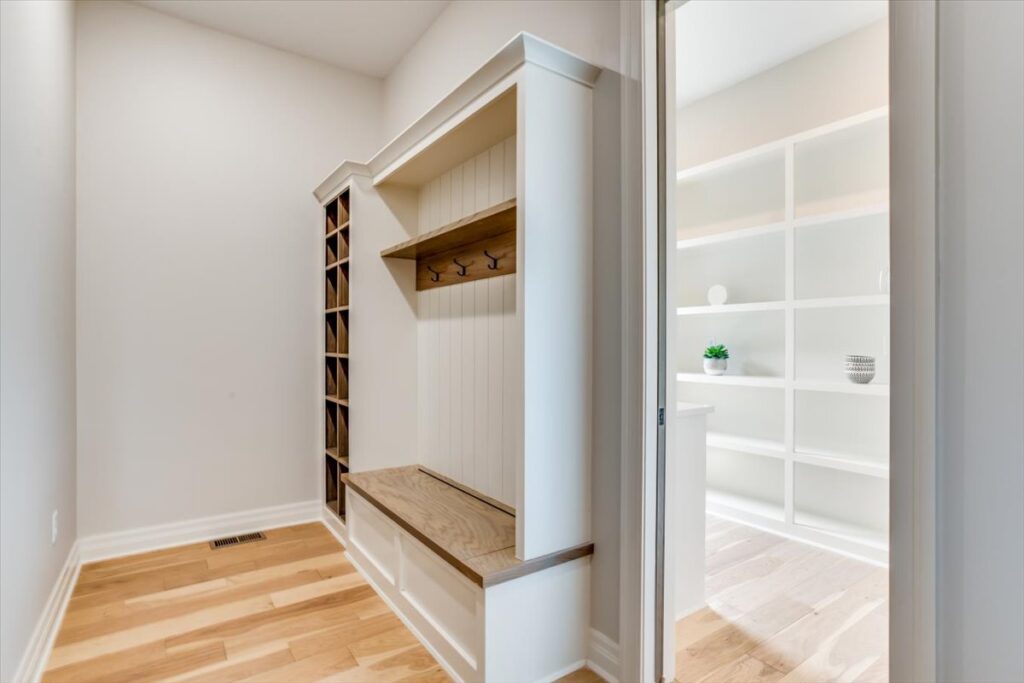 24-4782 N Ridge Port Ct-24