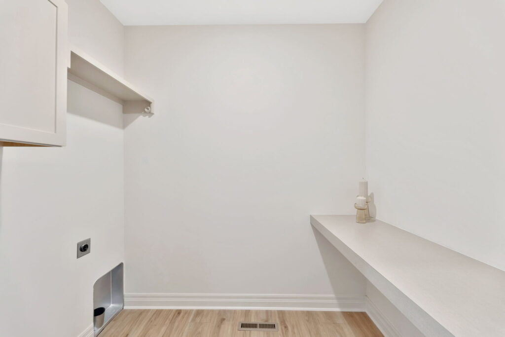 27-web-or-mls-A08A3277