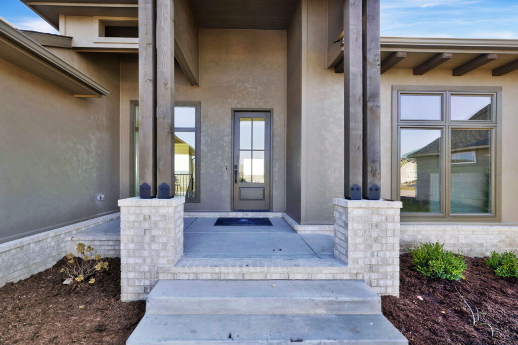 4-web-or-mls-A08A3704