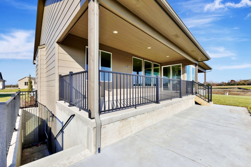 63-web-or-mls-A08A3644