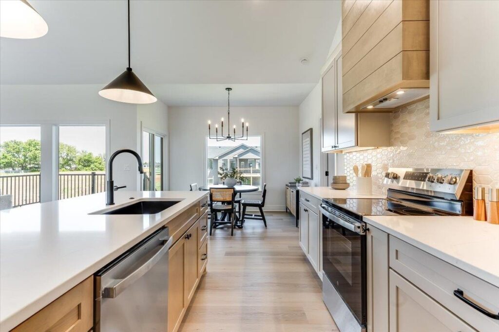 10 Kitchen