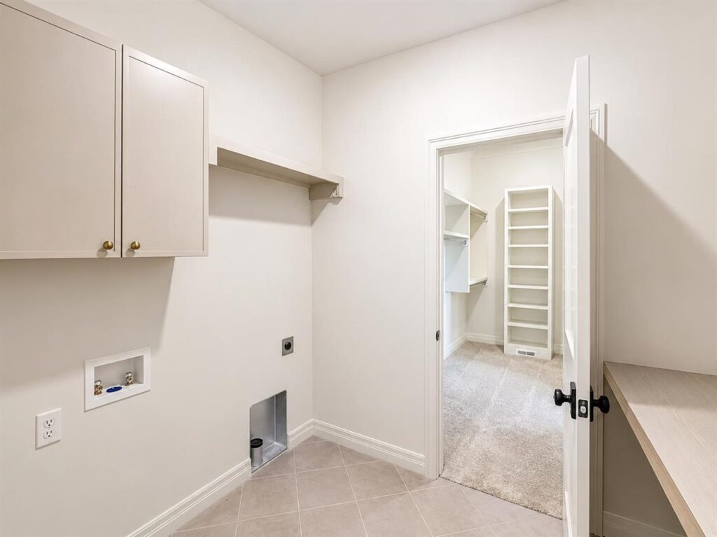 18 Laundry Room