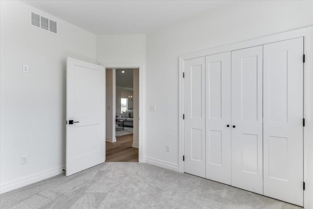 21 Bedroom