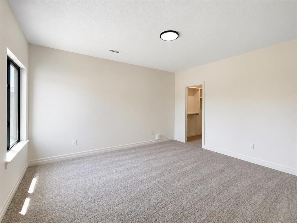 29 Bedroom