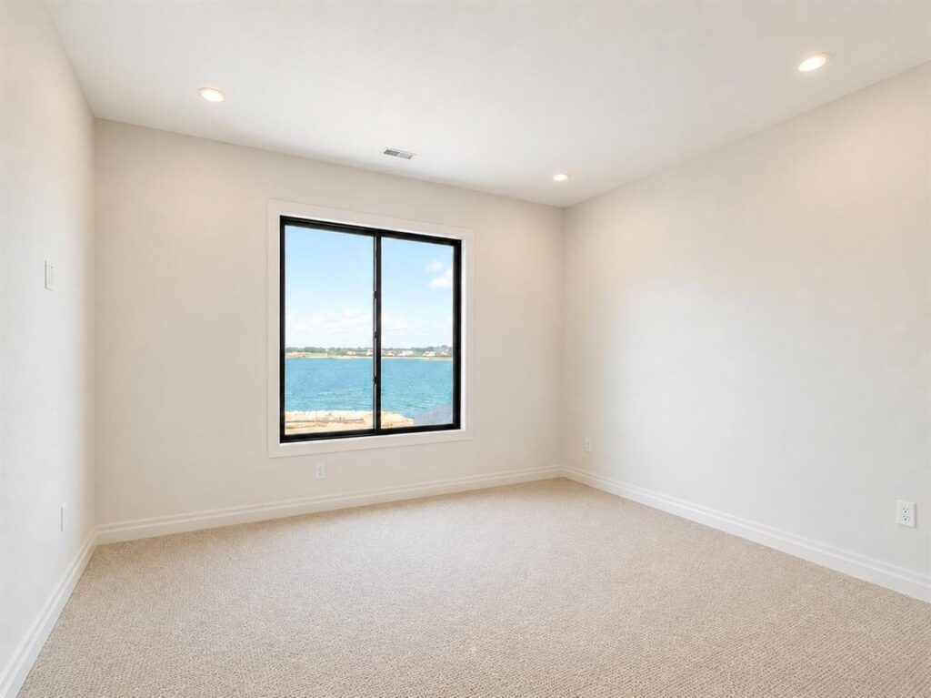 35 5th Bedroom