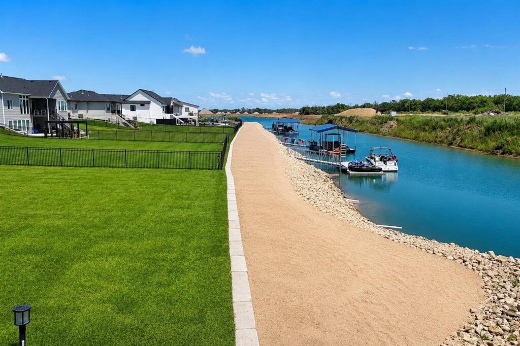 36 Beach Area