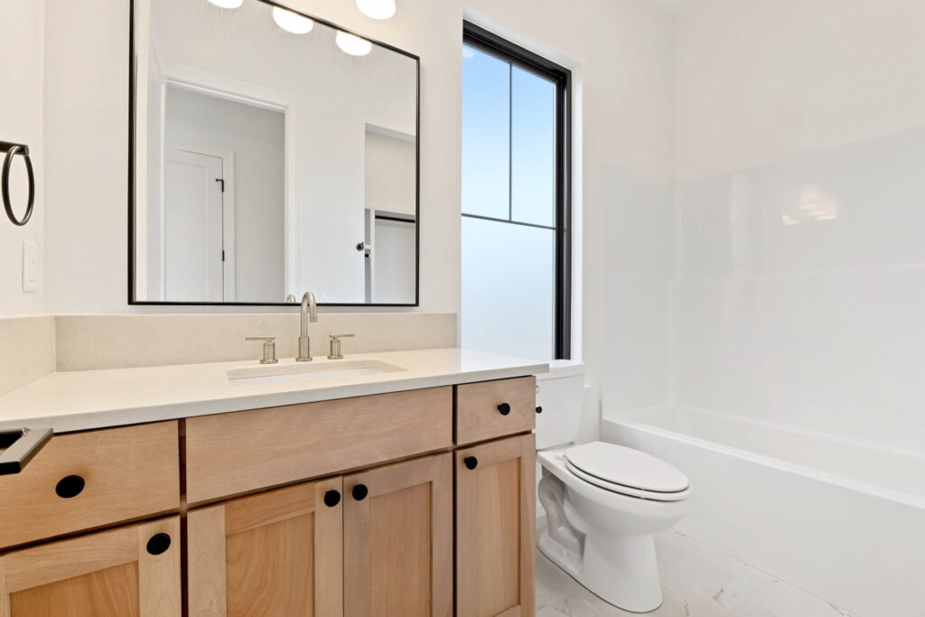 27-web-or-mls-0H5A5839