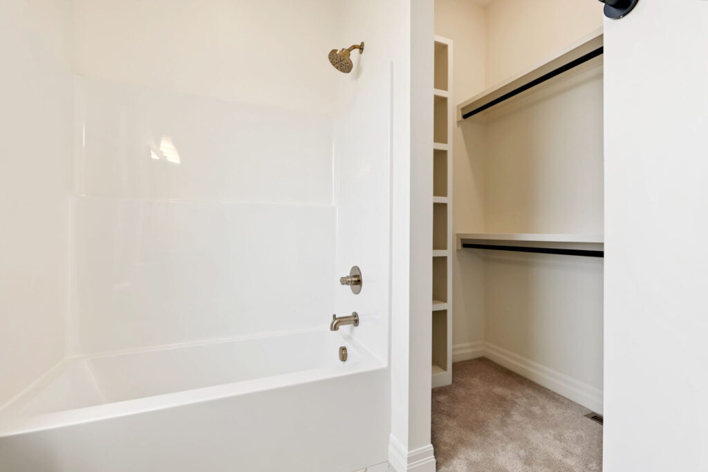 28-web-or-mls-0H5A5843