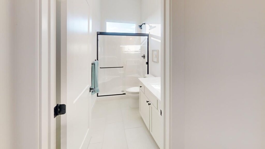 4622-Emerald-Bay-Ct-Bathroom