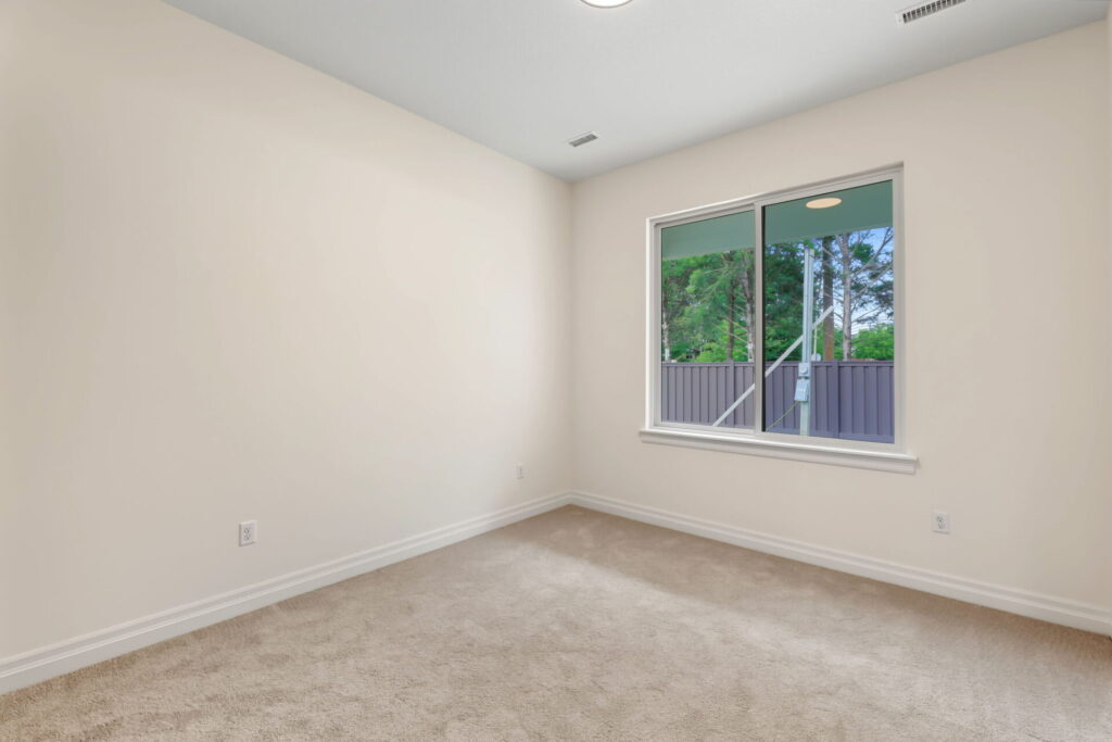 48-web-or-mls-A08A7278